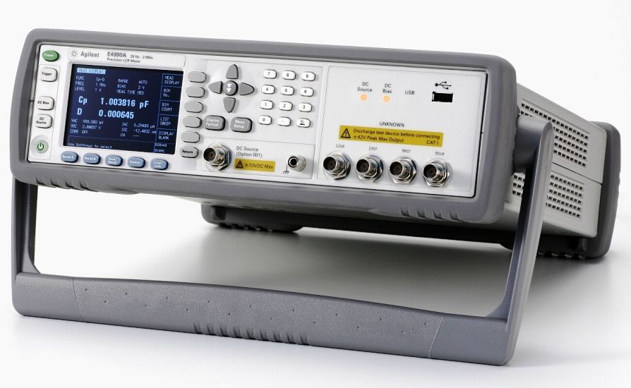 Agilent / HP E4980A 20 Hz to 2 MHz Precision LCR Meter with Option 001